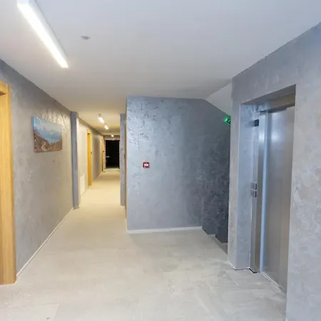 La Familia Kopaonik Apartment Brzece